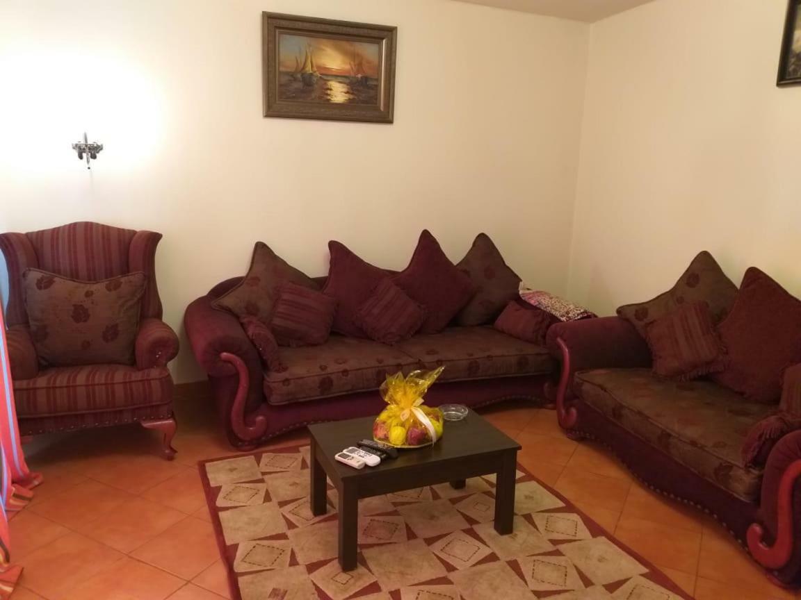 Porto Sokhna Pyramids Apartments With Sea View Families Only Ajn-Szuhna Kültér fotó